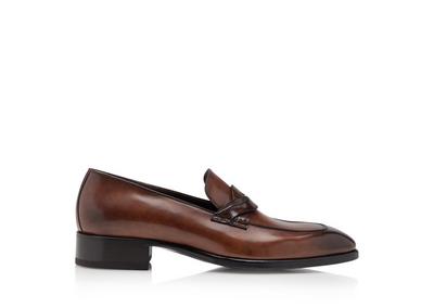 ELKAN TWISTED BAND LOAFERS image number 0