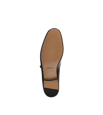 SUPPLE GRAIN LEATHER GIGI TWISTED BAND BUCKLE LOAFER image number 3