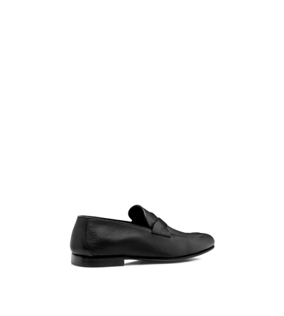 SOFT SUPPLE LEATHER GIGI TWISTED BAND LOAFER image number 2