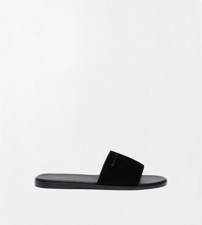 TOM FORD  BLACK SUEDE KAI SLIDE
