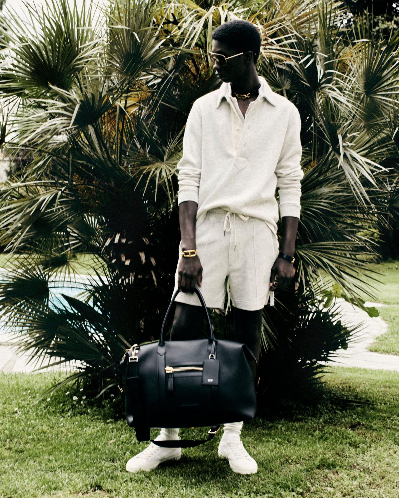 COTTON CASHMERE SHORT SLEEVE POLO image number 3