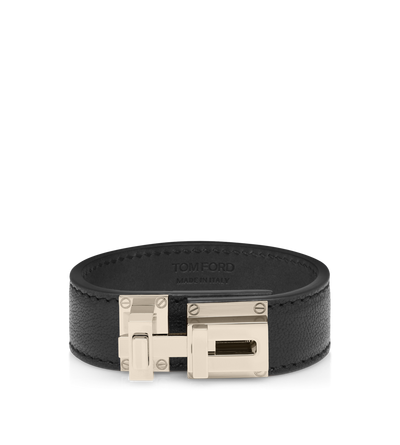 SUPPLE GRAIN LEATHER T LATCH BRACELET image number 0