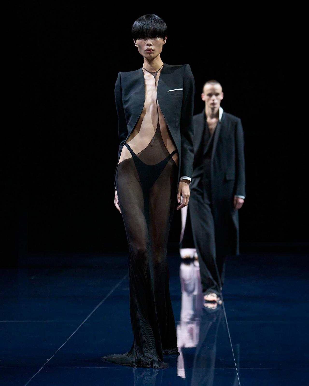 TOM FORD VISCOSE BLEND BLACK FINE SHEER KNIT KNICKERS