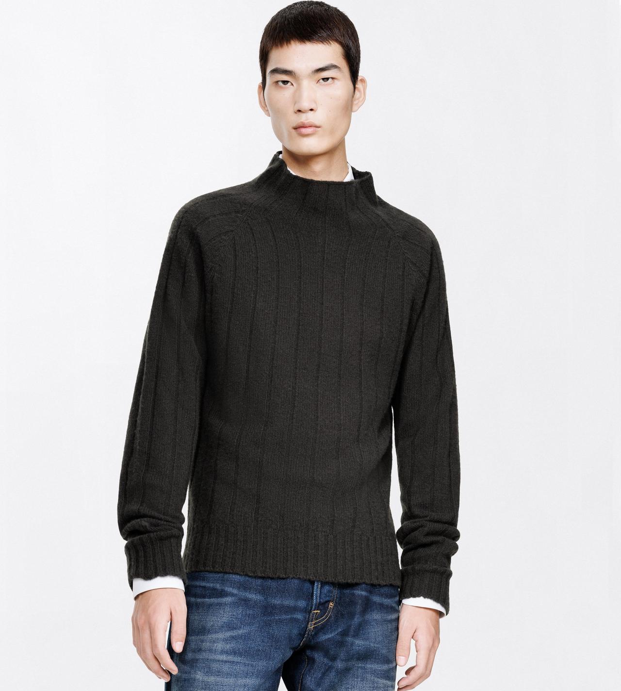 TOM FORD CASHMERE TRUFFLE SEAMLESS BRUSHED CASHMERE RIB MOCK NECK SWEATER