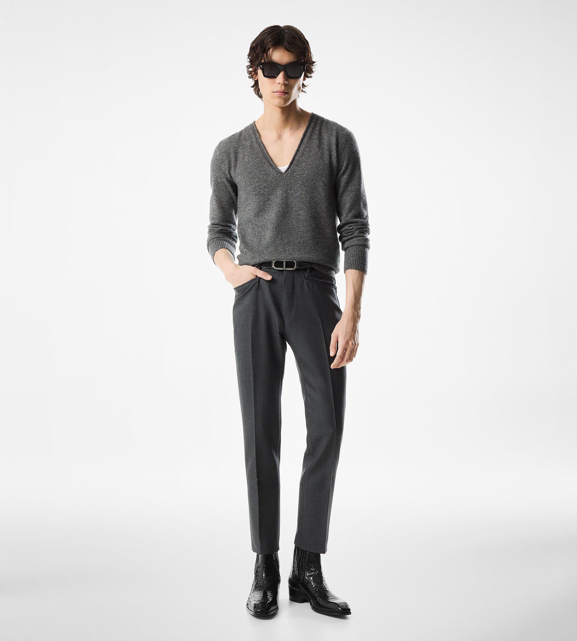 LIGHTWEIGHT CASHMERE SILK V NECK | Tom Ford Fashion