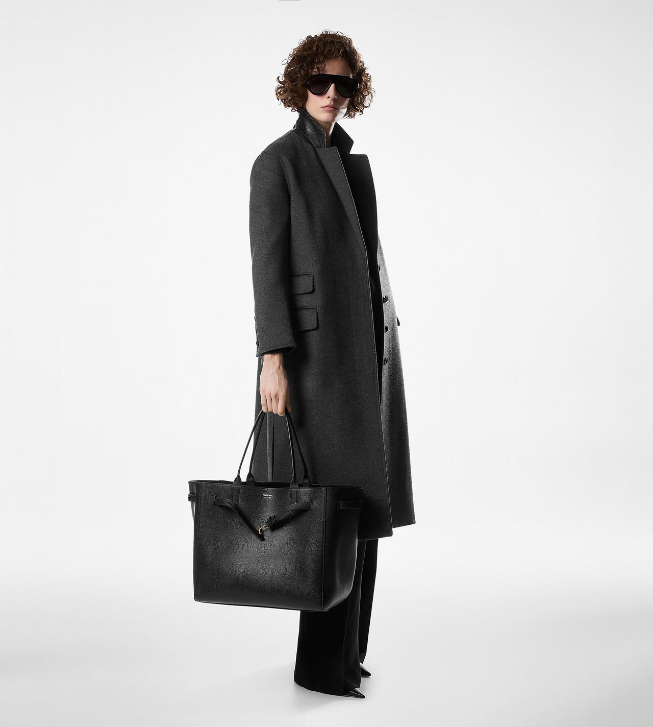 【関税＆送料込み】Tom Ford Audrey Grande Tote Bag GRAIN LEATHER AUDREY LARGE TOTE | Tom Ford Fashion