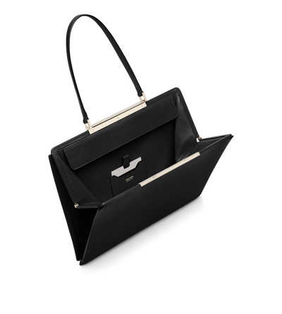 SUPPLE GRAIN LEATHER PATRICK SHOULDER BAG image number 3