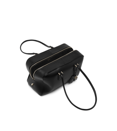 SUPPLE LEATHER ZIPPED SMALL STRYKE SHOULDER BAG image number 2