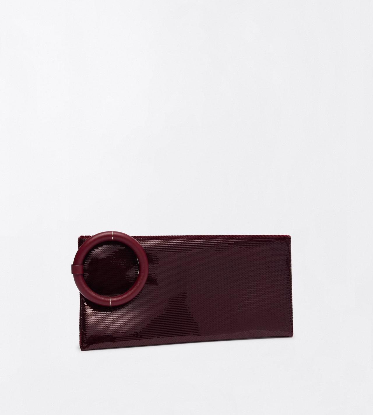 TOM FORD SEQUINS LOST CHERRY SEQUIN EMBROIDERY AURA CLUTCH