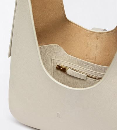 TOM FORD LEATHER DOVE GREY GRAIN LEATHER KARA MEDIUM HOBO