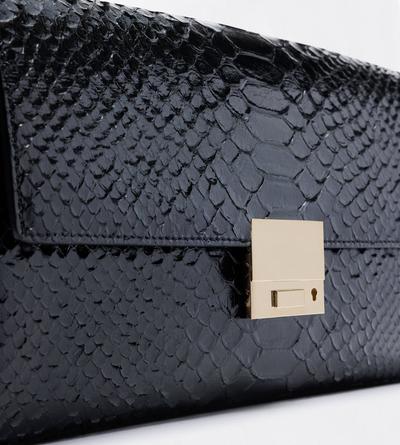 TOM FORD LEATHER BLACK SEMI SHINY PRINTED PYTHON JEAN CLUTCH