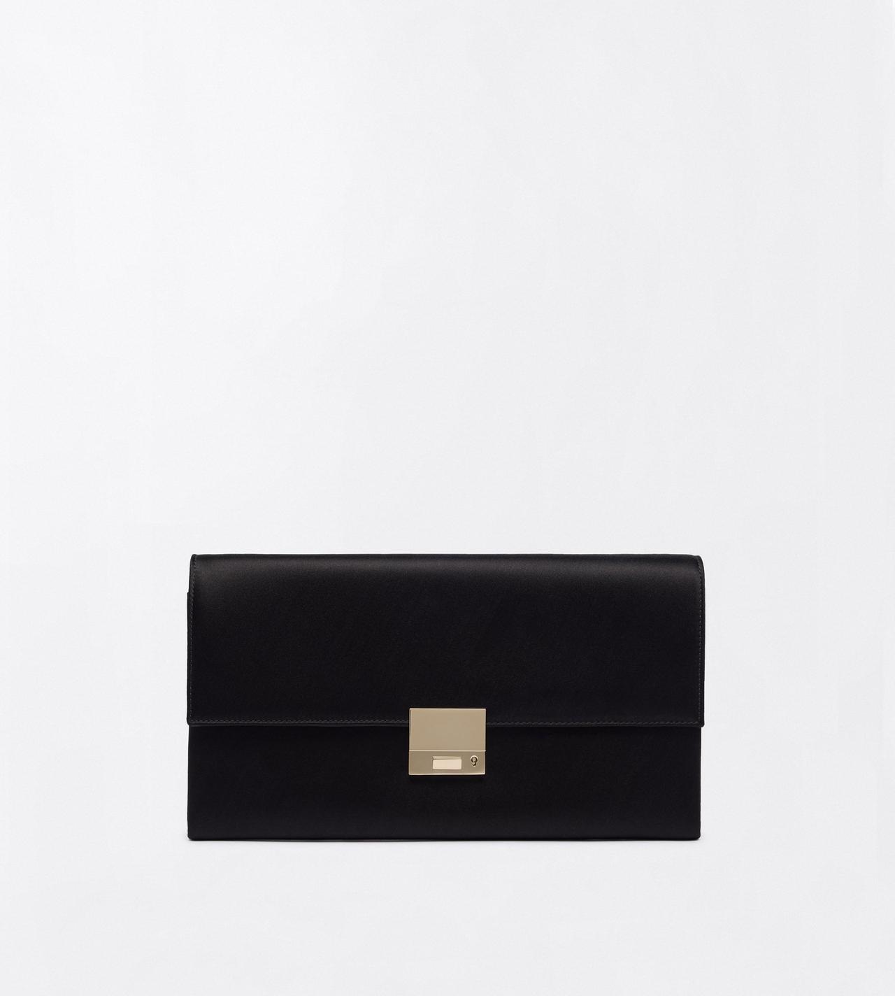 TOM FORD  BLACK LARGE LEATHER GOODS CLUTCH