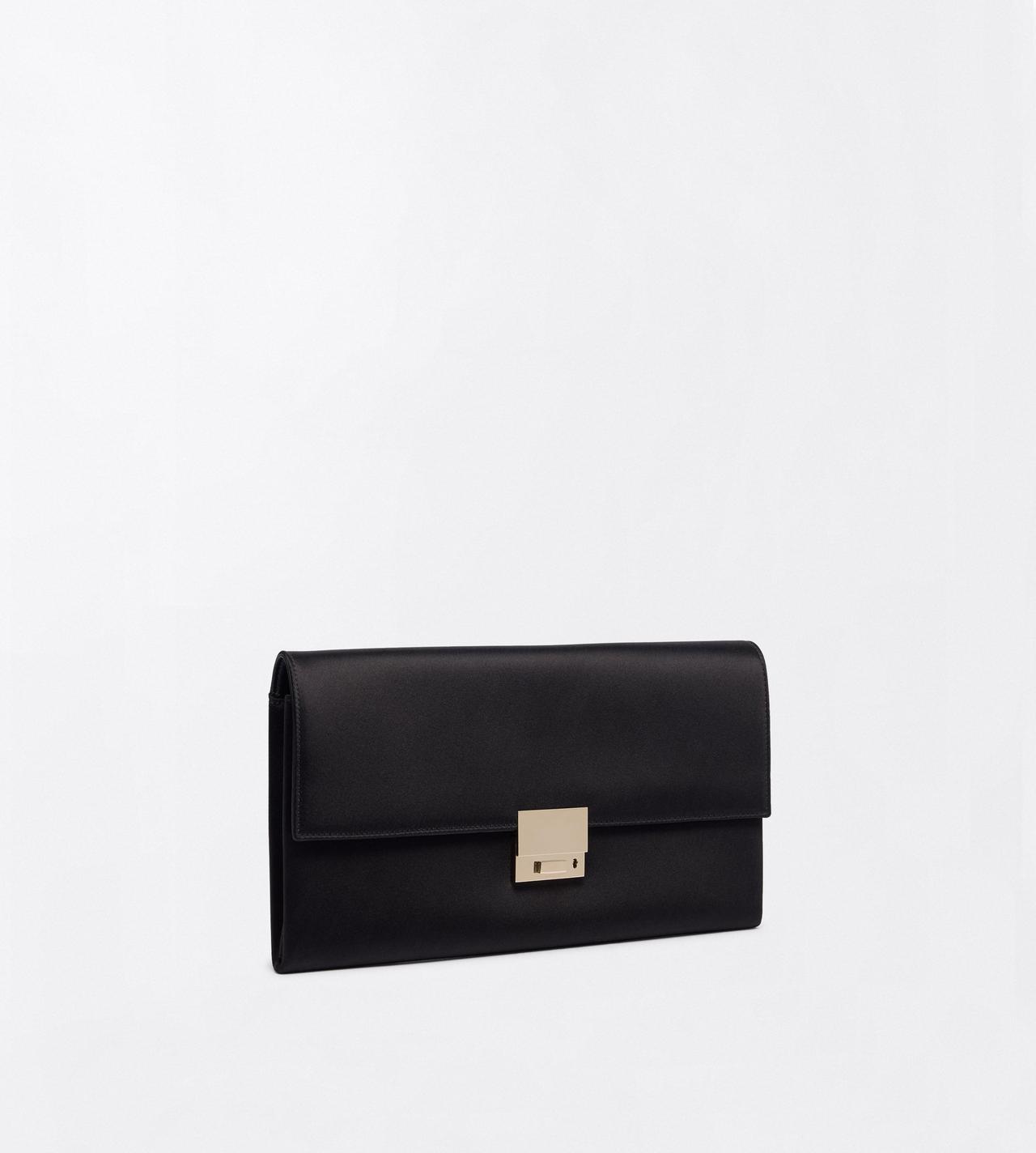 TOM FORD  BLACK LARGE LEATHER GOODS CLUTCH