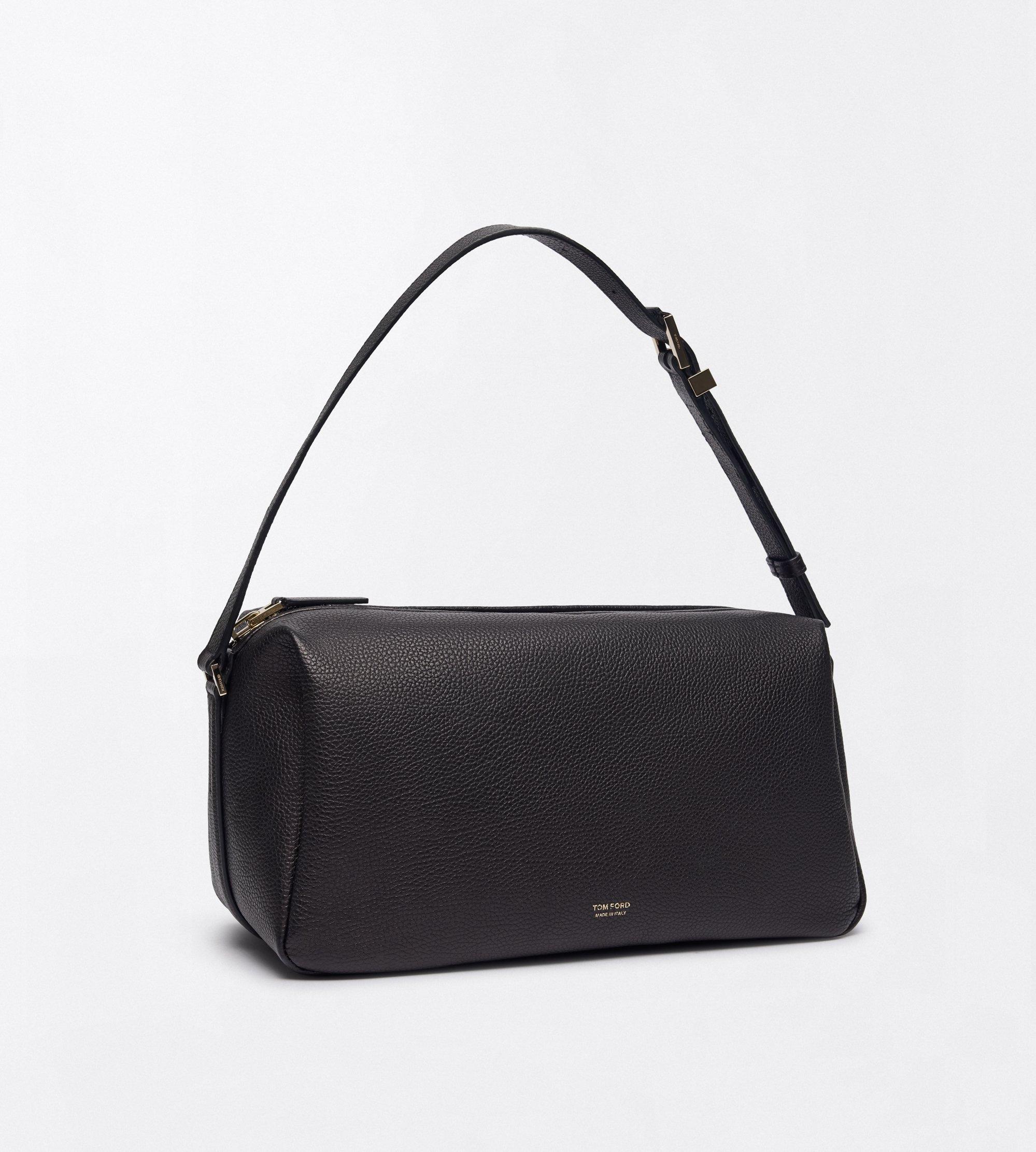 SAC &Eacute;PAULE EN CUIR FLEUR &Agrave; BOUCLE EN T