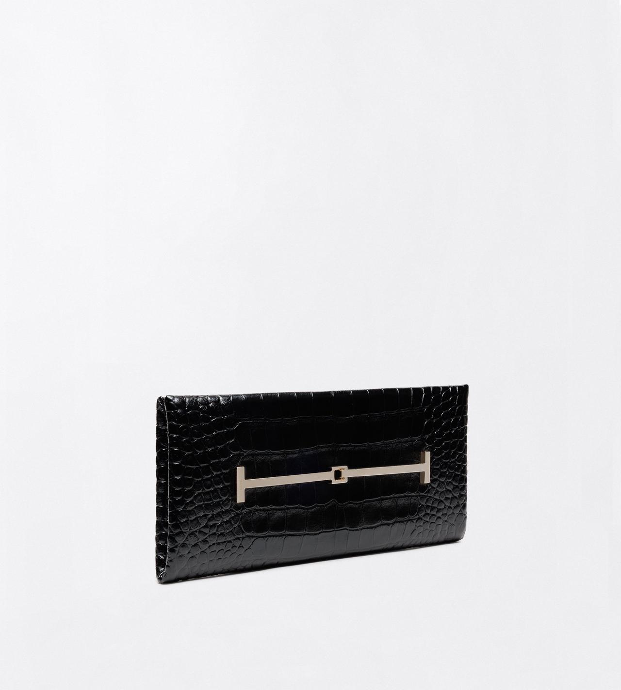 TOM FORD LEATHER BLACK TUMBLED PRINTED CROCODILE LEATHER ARC CLUTCH