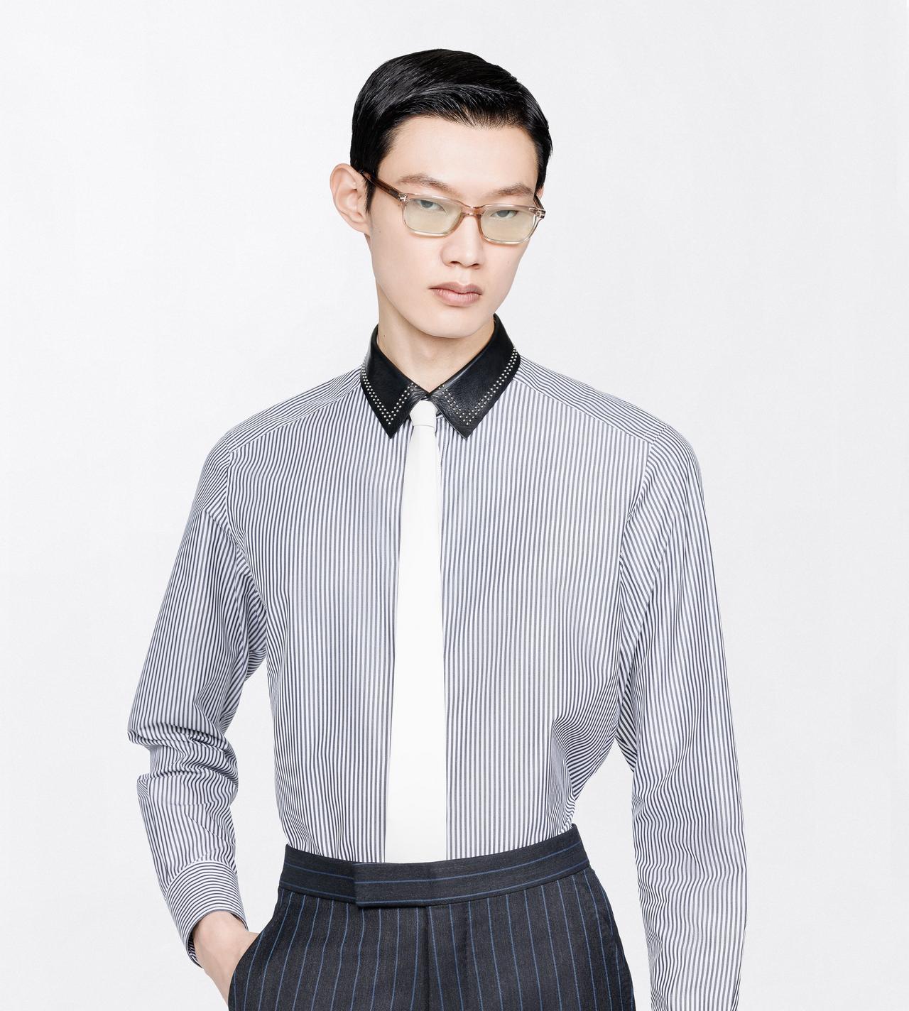 TOM FORD LEATHER WHITE CRAVATE EN NAPPA PLONG&Eacute; DOUX&nbsp;