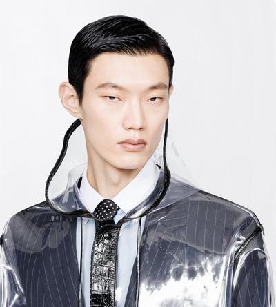 TOM FORD THERMOPOLYURETHANE BLACK TRANSPARENT RAINCOAT WITH PRINTED LEATHER DETAILS