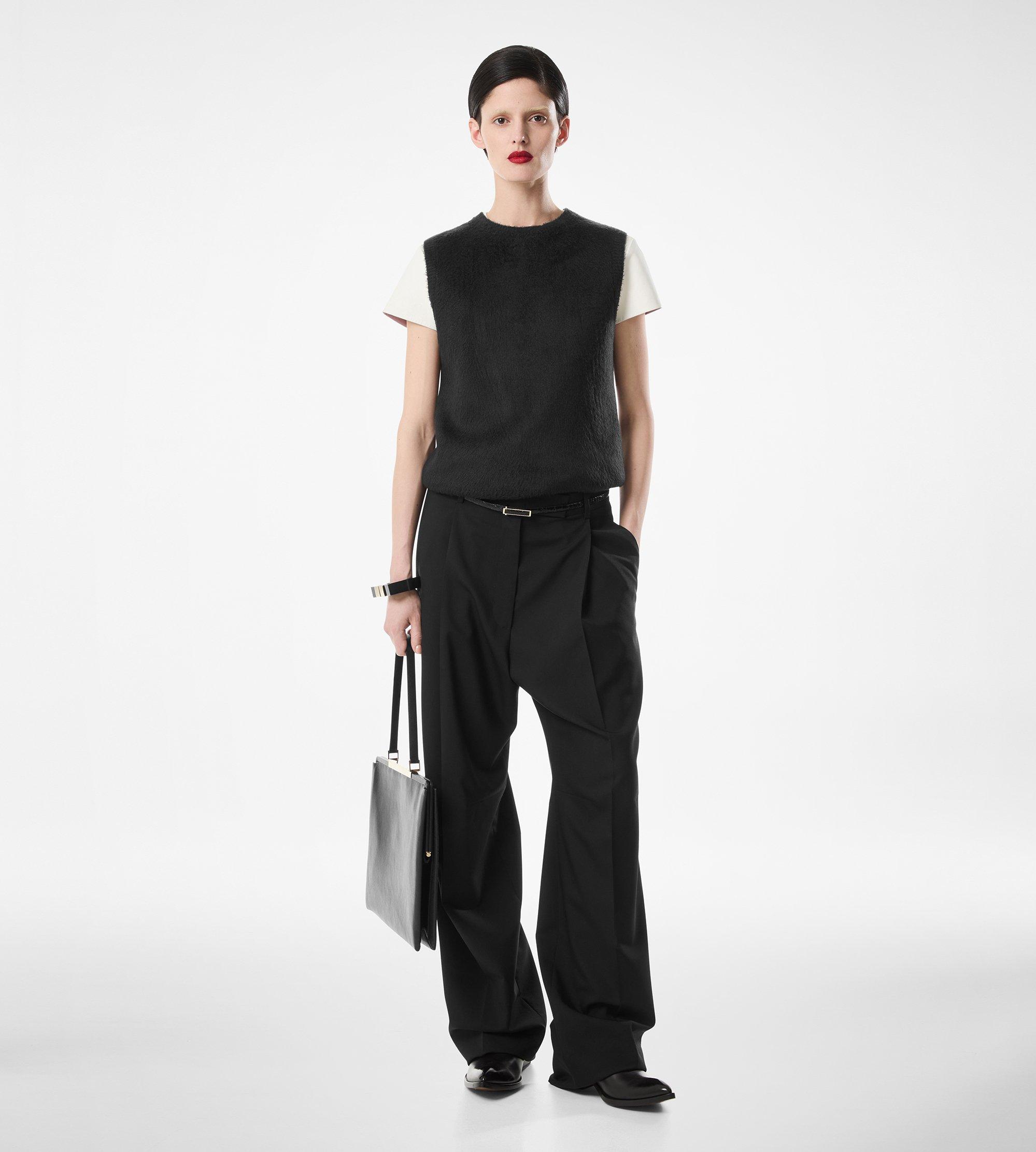 MULTI-GUAGE GLOSSY BRUSHED SILK CREWNECK TANK TOP