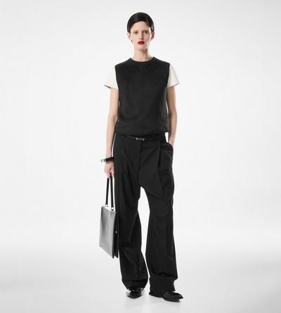 MULTI-GUAGE GLOSSY BRUSHED SILK CREWNECK TANK TOP image number 2