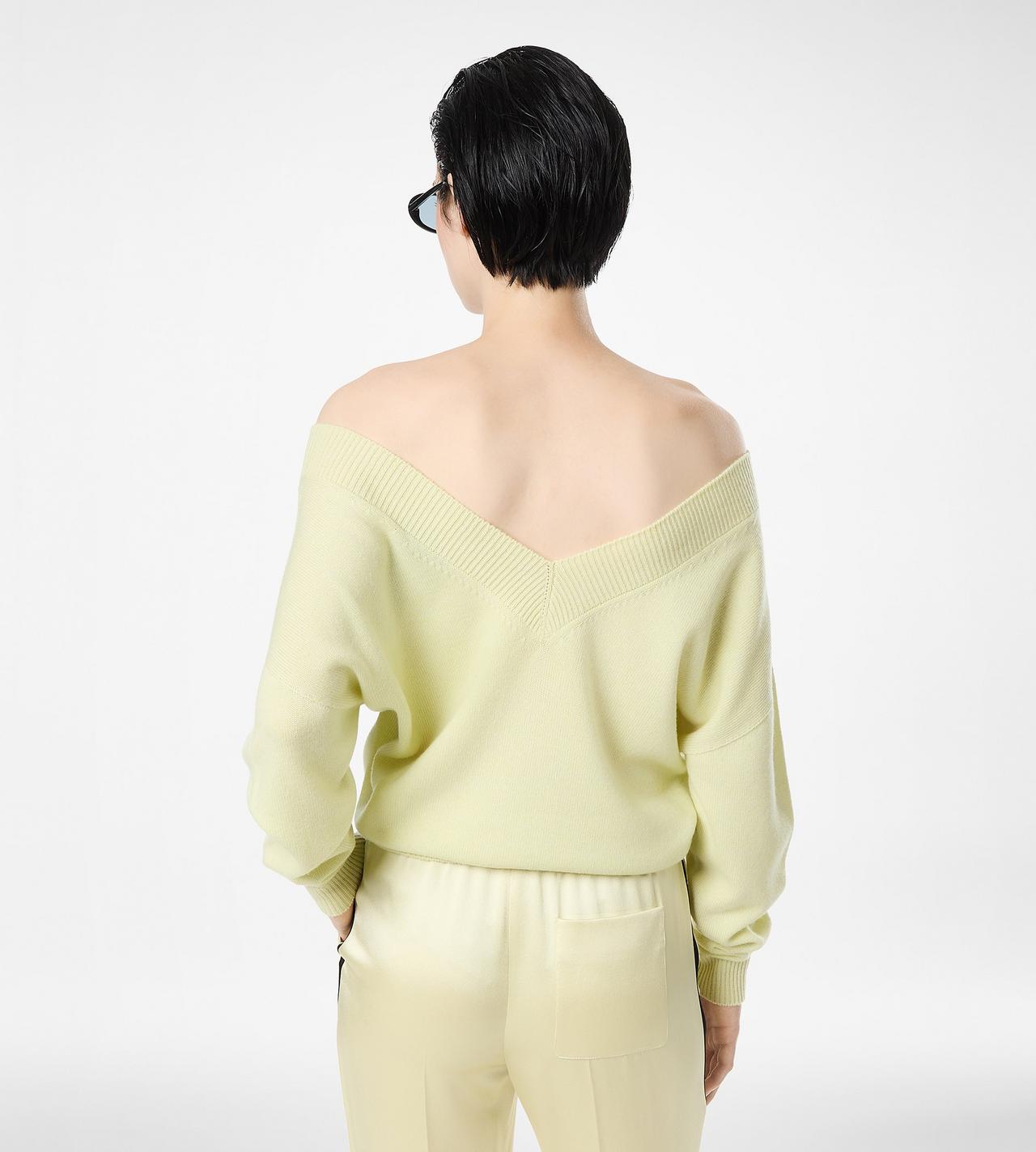 CASHMERE OFF THE SHOULDER V-NECK KNIT image number 4
