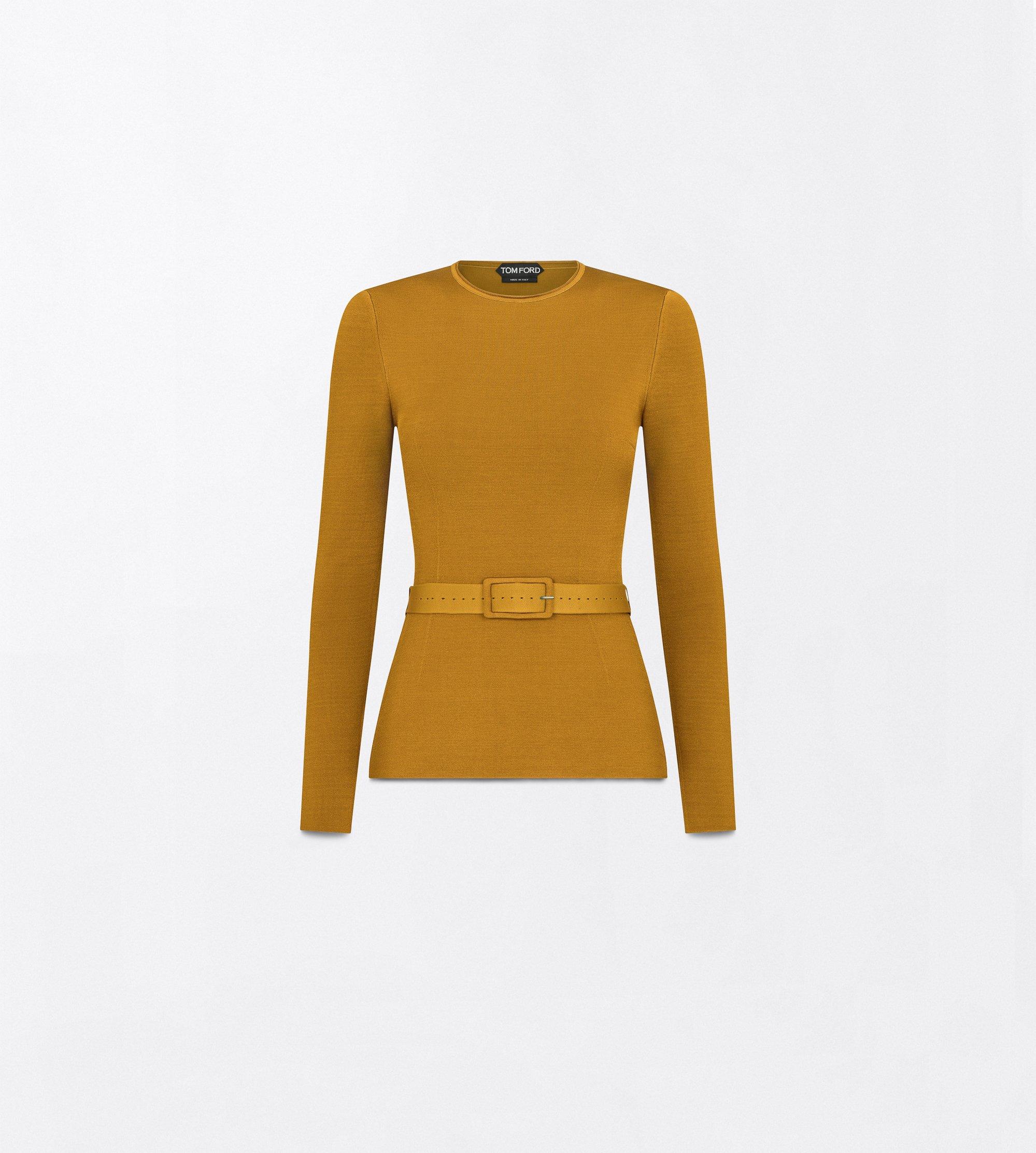 LONG SLEEVE FITTED CREWNECK WITH SHAPING DETAILS AND SELF BELT