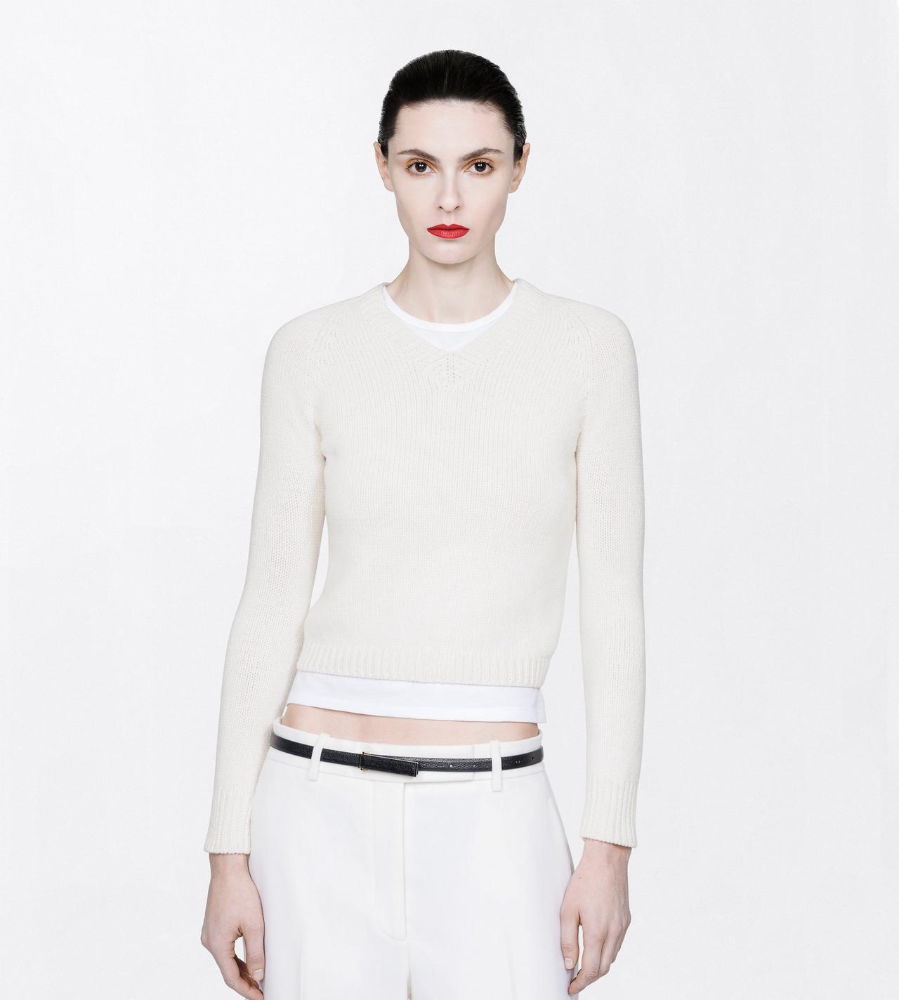 TOM FORD WOOL BLEND IVORY VINTAGE WASHED WOOL BLEND SHRUNKEN V-NECK KNIT WITH RAGLAN SLEEVE