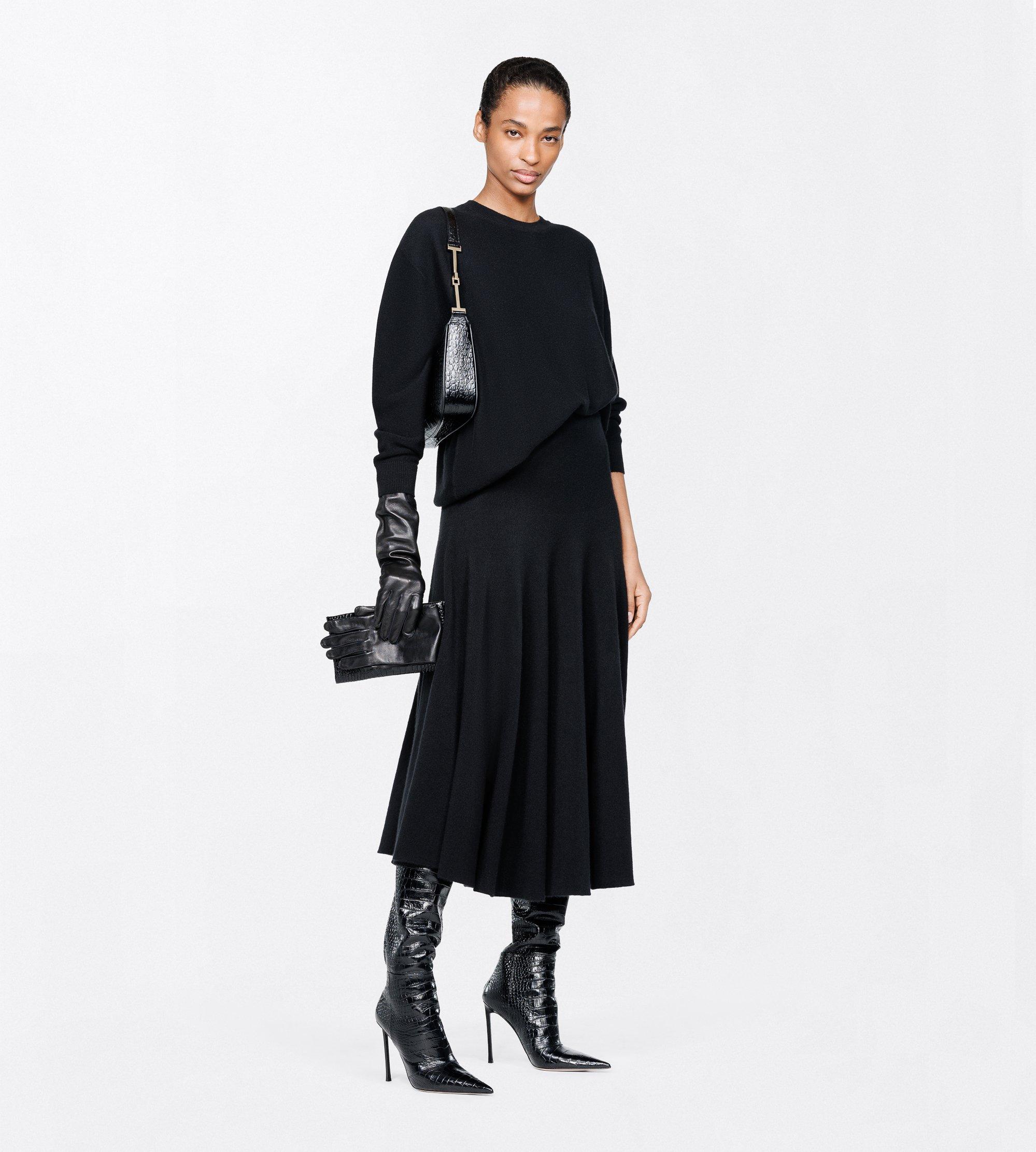 CASHMERE RELAXED FIT SCOOP NECK KNIT