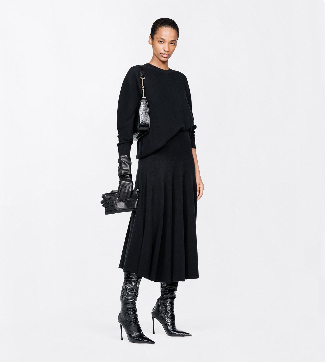 TOM FORD CASHMERE BLACK CASHMERE RELAXED FIT SCOOP NECK KNIT
