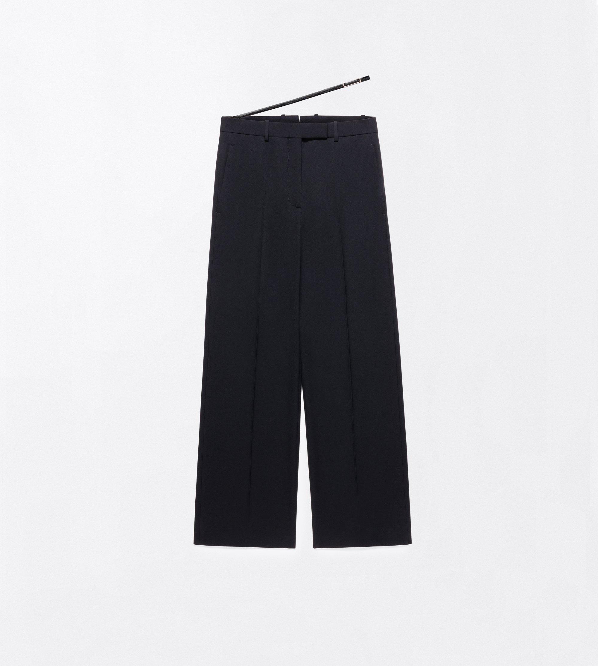 SHARP GRAIN DE POUDRE SLANTED TAILORED WIDE PANTS WITH BELT DETAIL