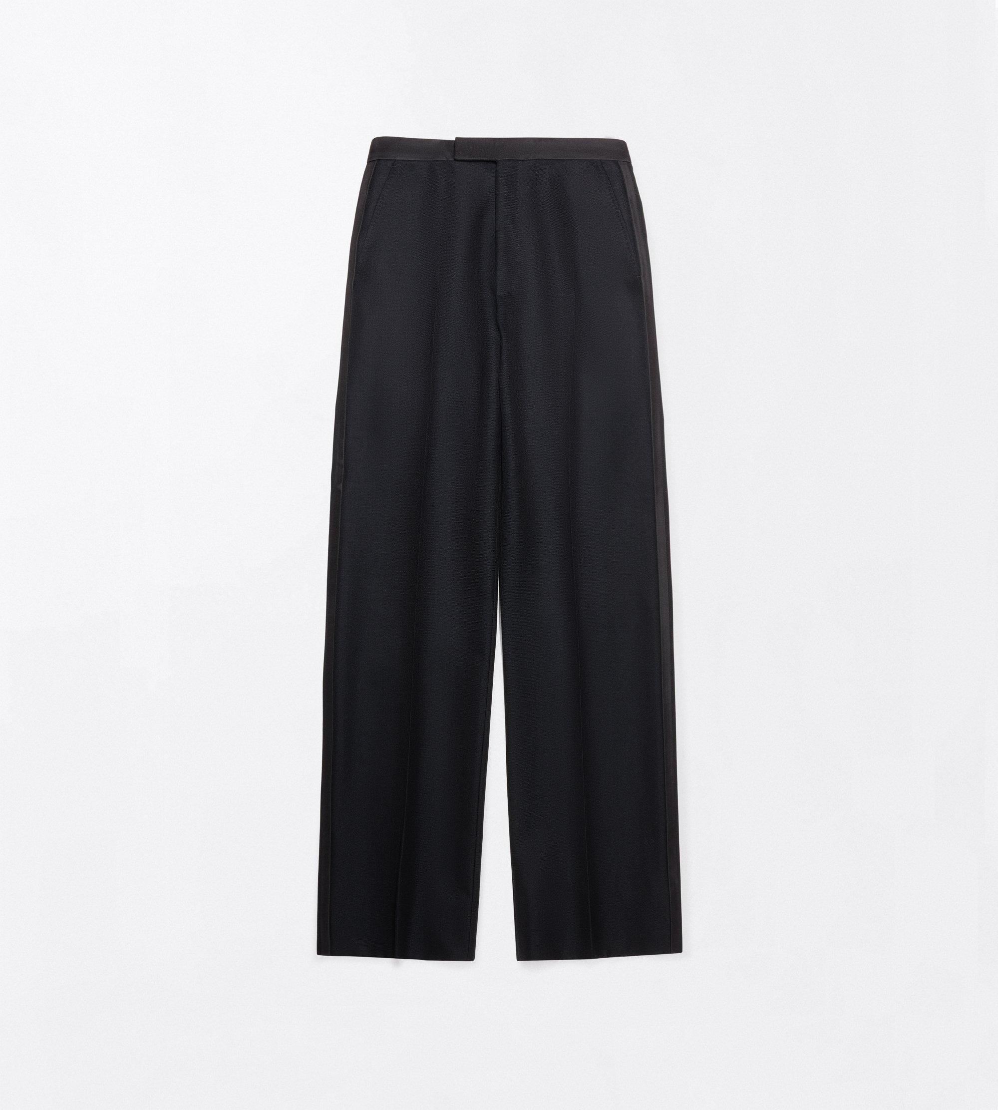 PANTAL&Oacute;N DE NOCHE COLBERT DE CINTURA ALTA EN GRAIN DE POUDRE CON RAYA