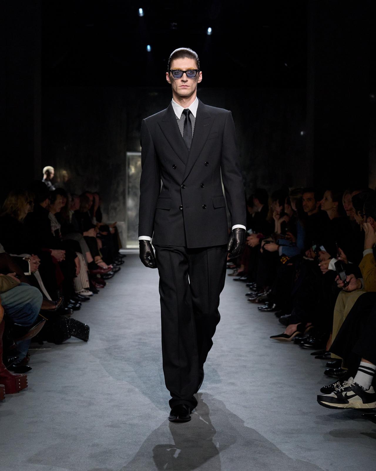 BROKEN TWILL DOUBLE PLEAT PANT | TOM FORD Fashion