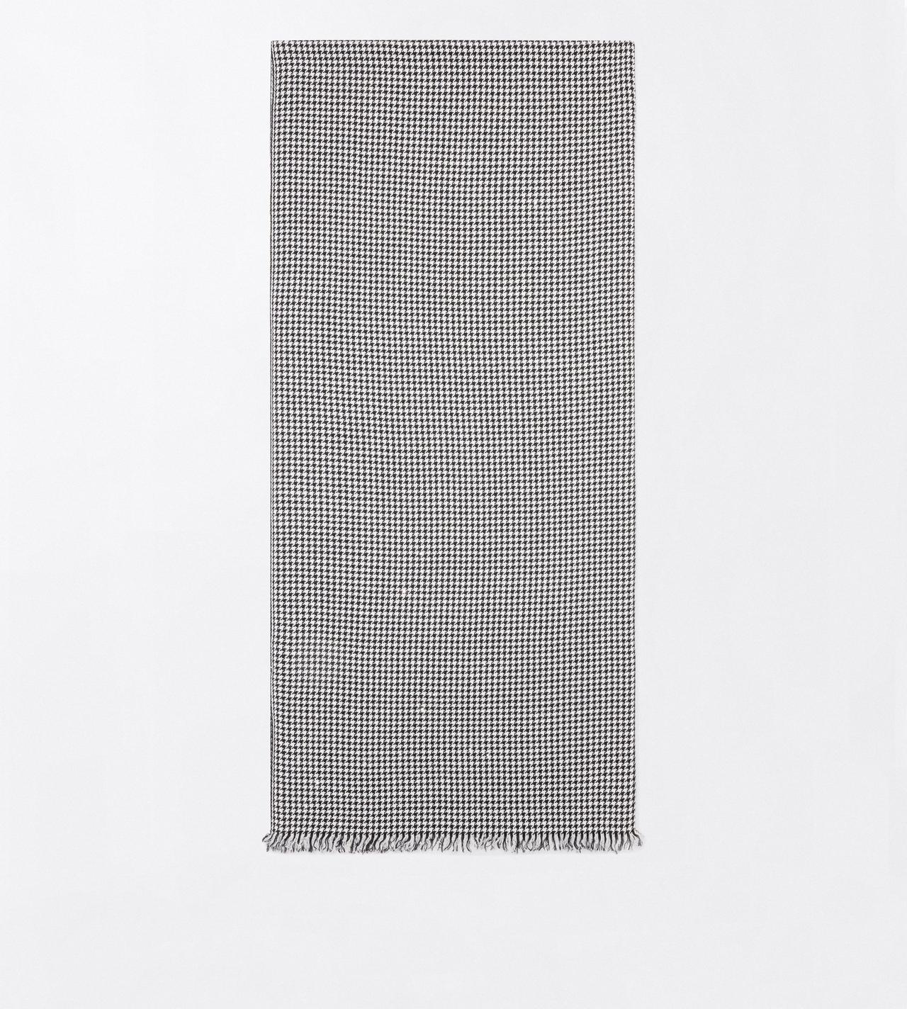 TOM FORD WOOL BLEND BLACK AND WHITE SEQUINED PIED DE POULE SHAWL