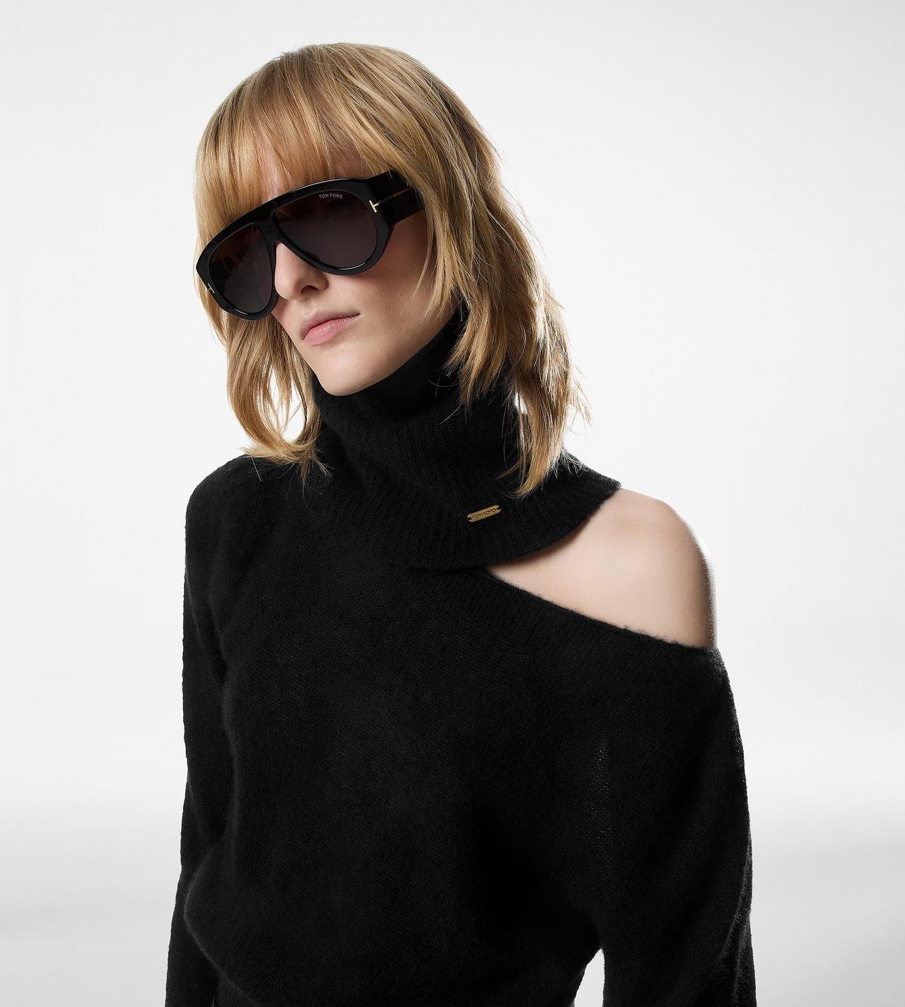 TOM FORD CASHMERE SILK BLEND BLACK CACHE-COU AVEC PLAQUE EN M&Eacute;TAL TOM FORD
