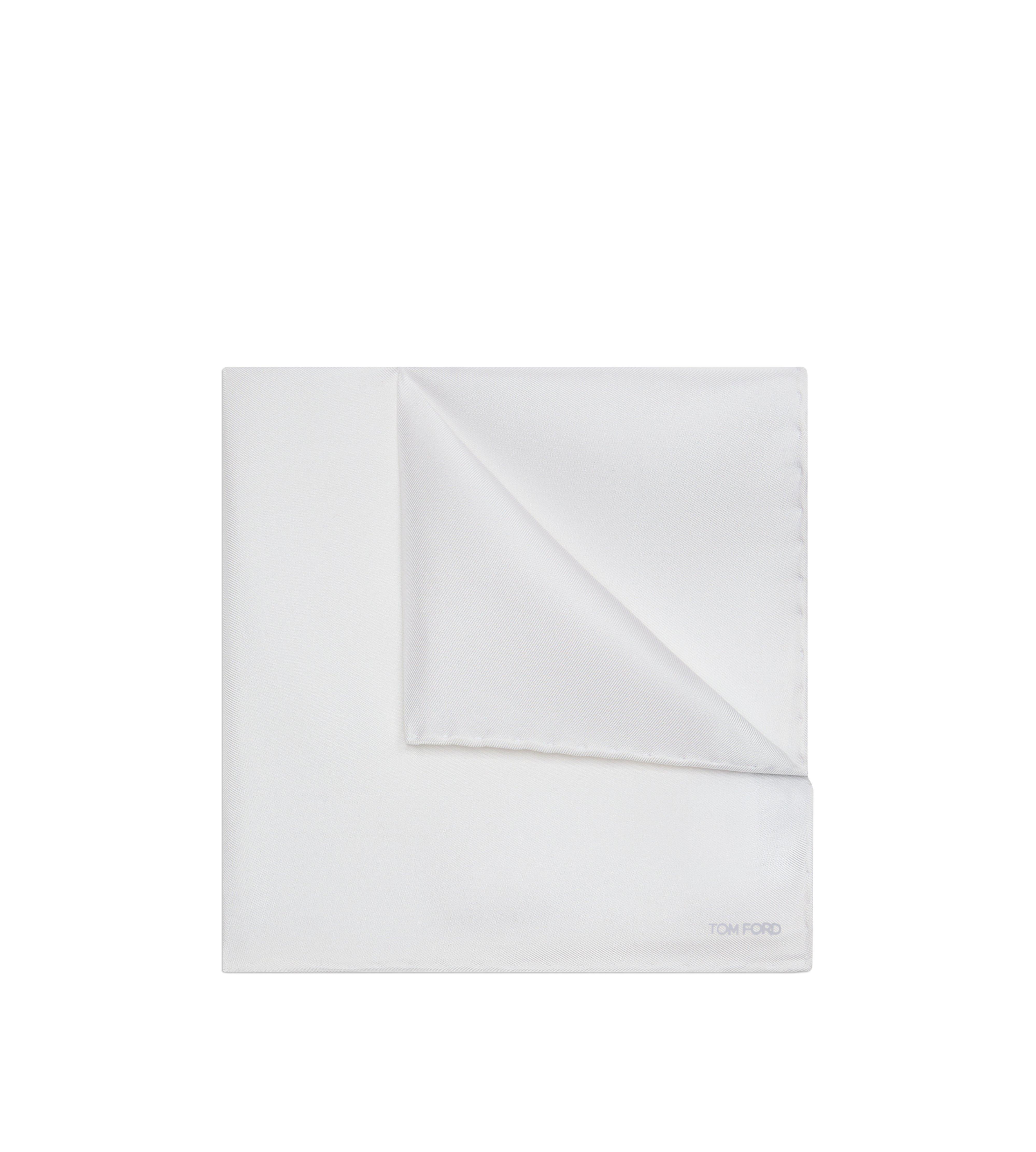 POCHETTE DE COSTUME EN SATIN