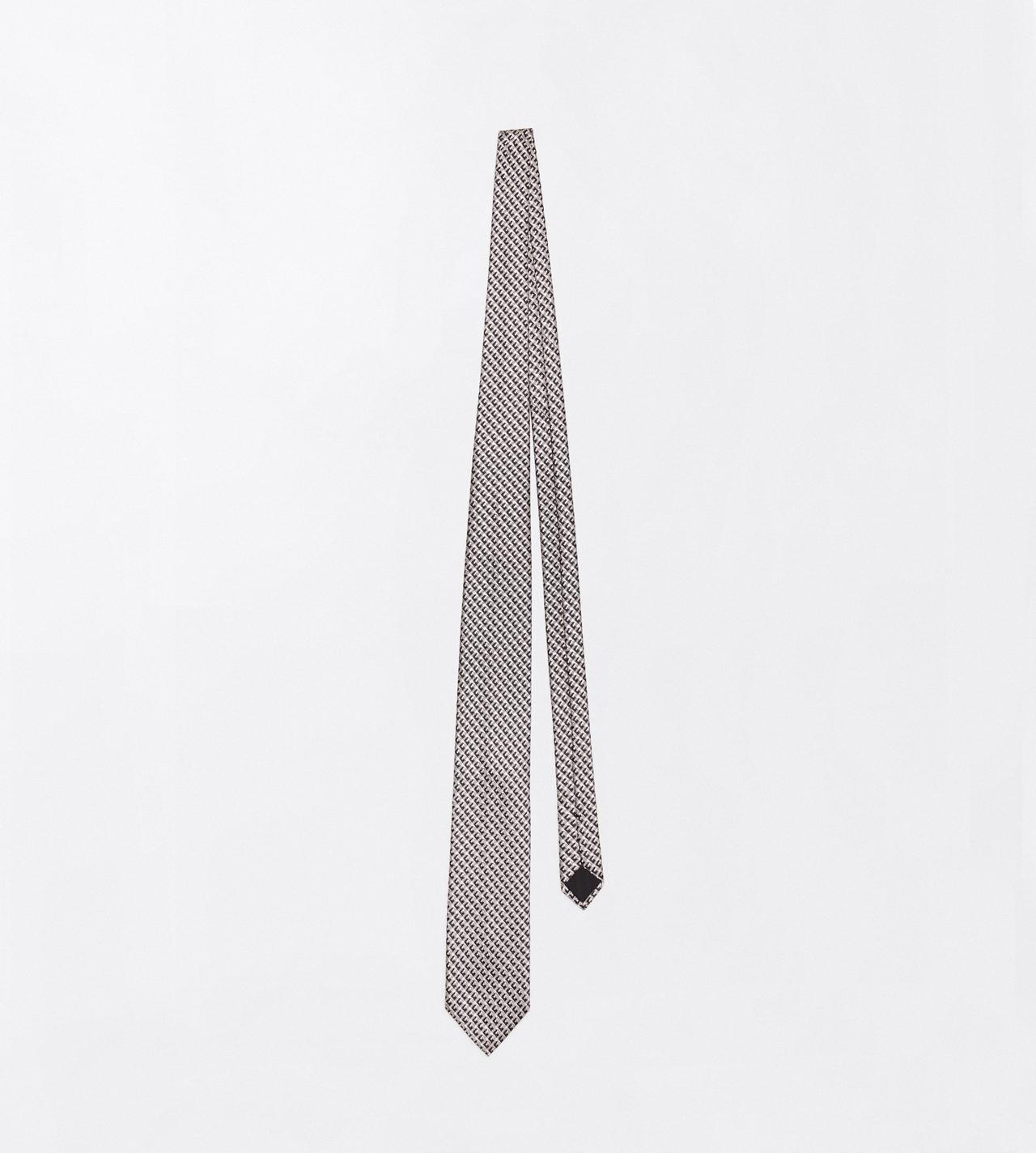 TOM FORD SILK BLACK AND WHITE MICRO DESIGN TIE