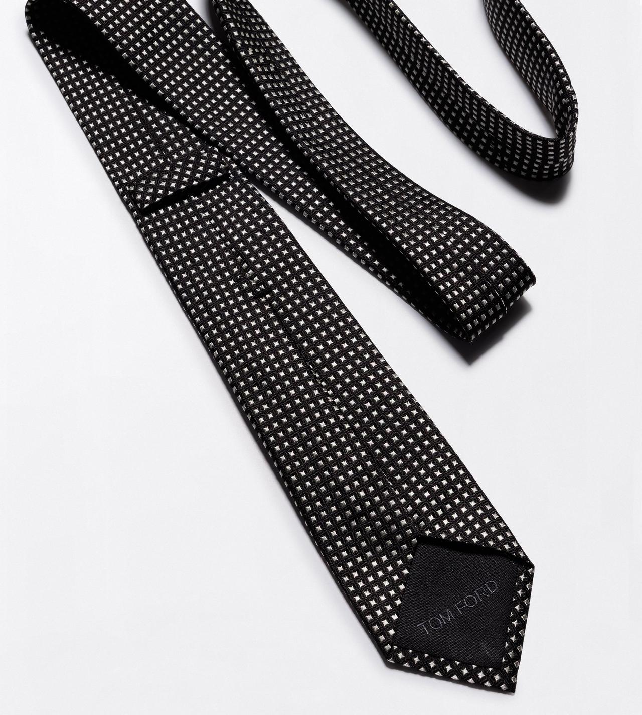 TOM FORD  BLACK SILK TIE