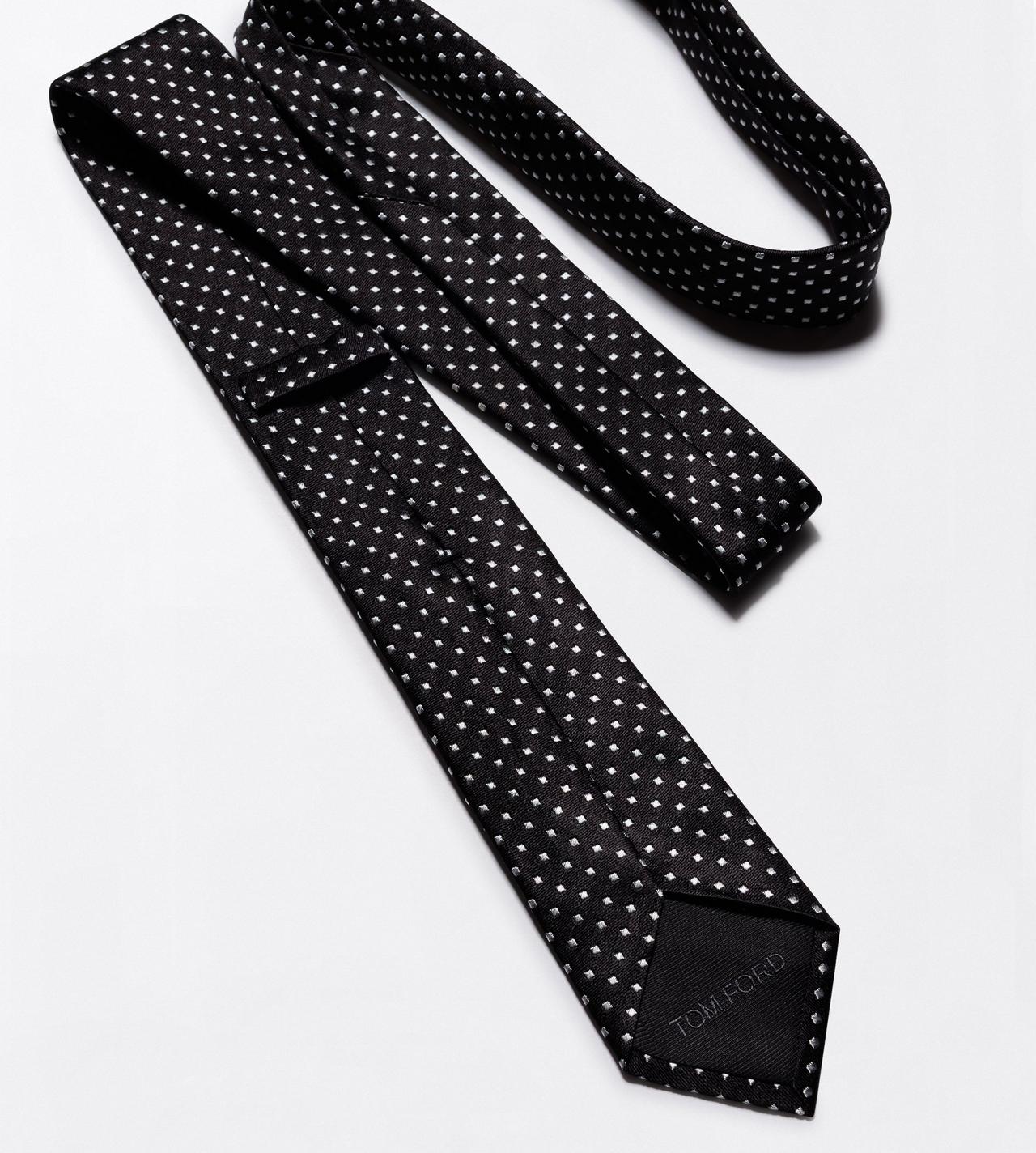 TOM FORD  BLACK SILK TIE