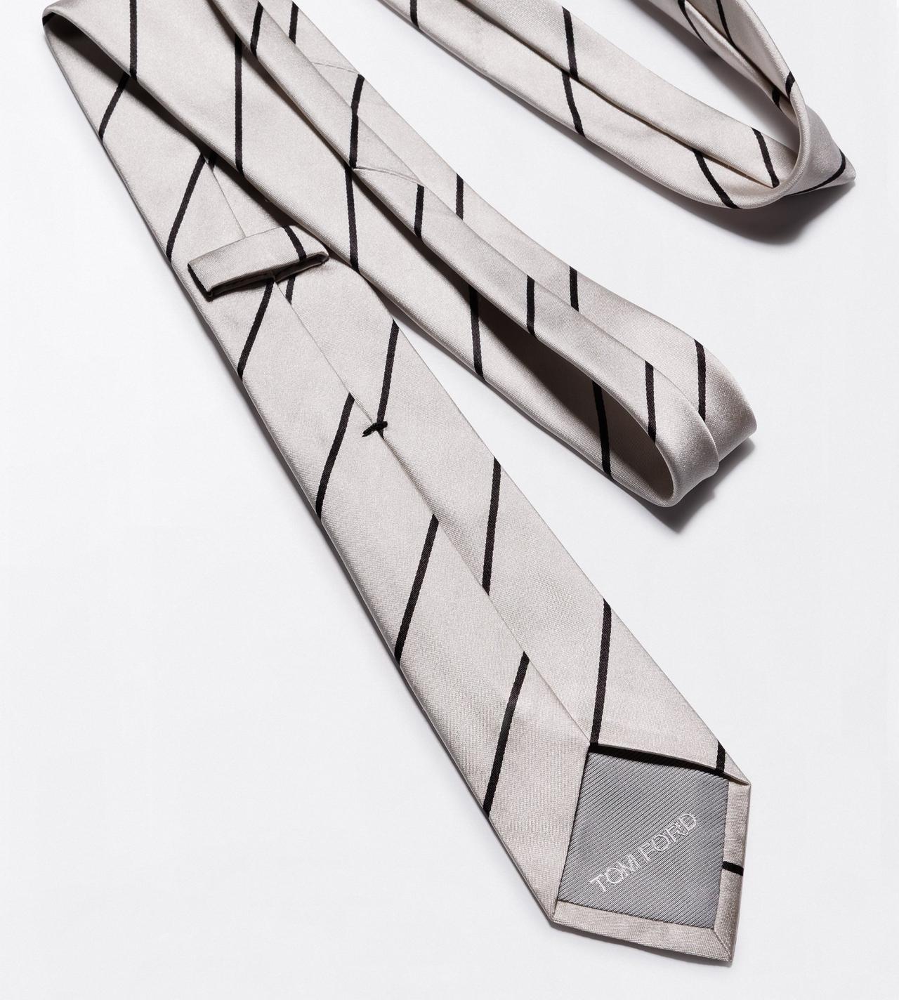 TOM FORD SILK PLATINUM REGIMENTAL SILK TIE