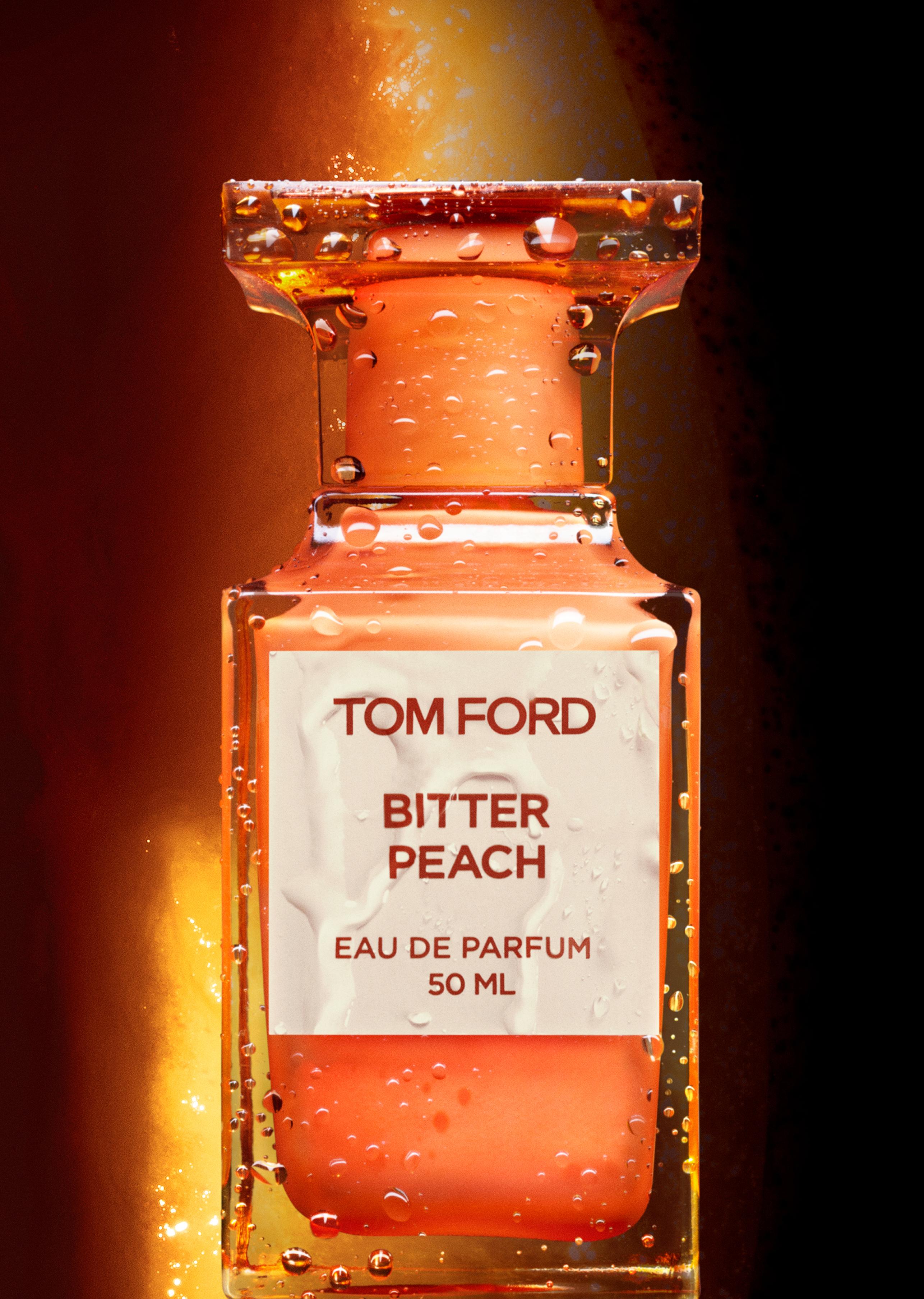 TOM FORD BEAUTY Bitter Peach Scented Candle, 200g