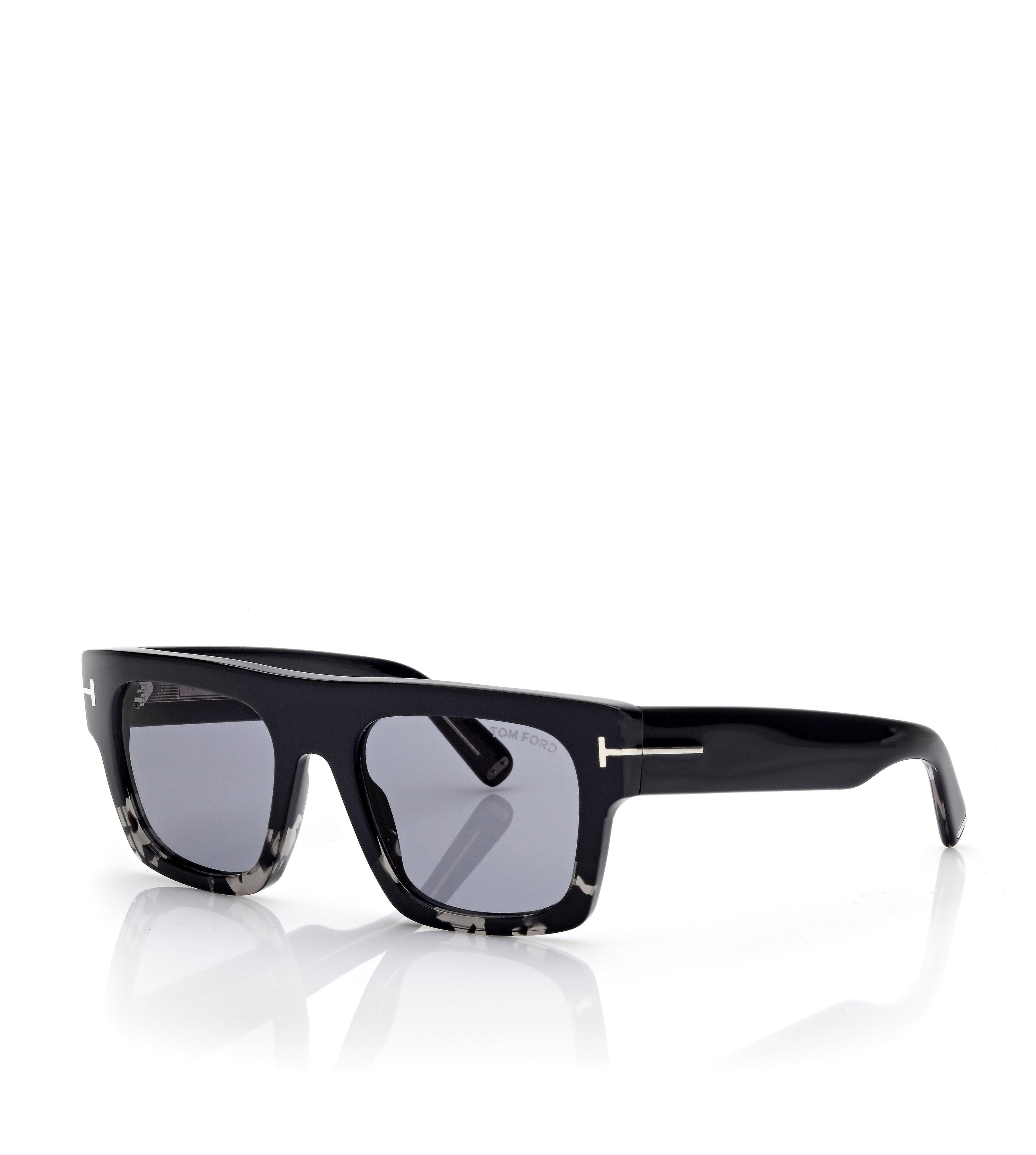 ICON SQUARE SUNGLASSES