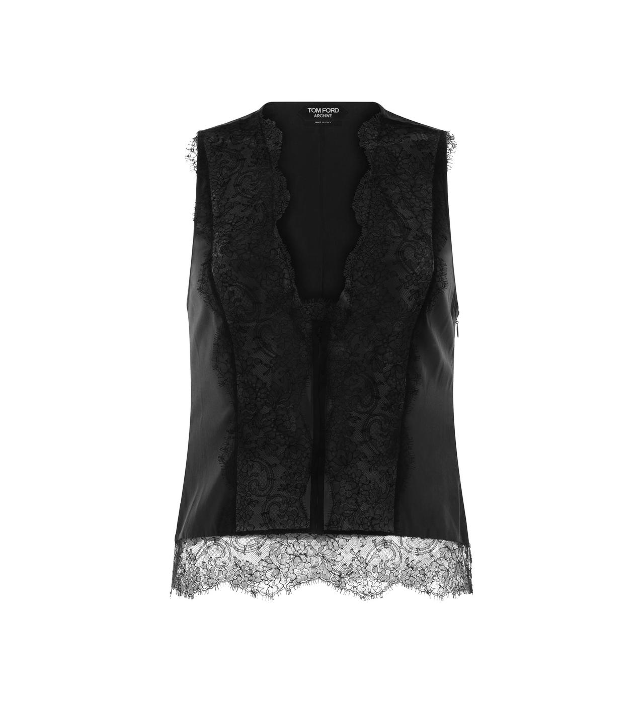 Sleeveless Chantilly lace top in Black for