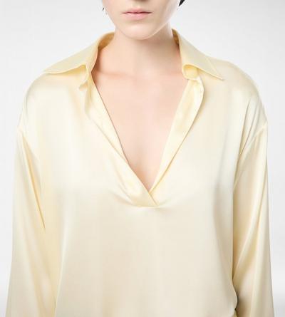 TOM FORD SILK PALE LEMON POLO IN RASO DI SETA STRETCH CON LOGO TF RICAMATO TONO SU TONO