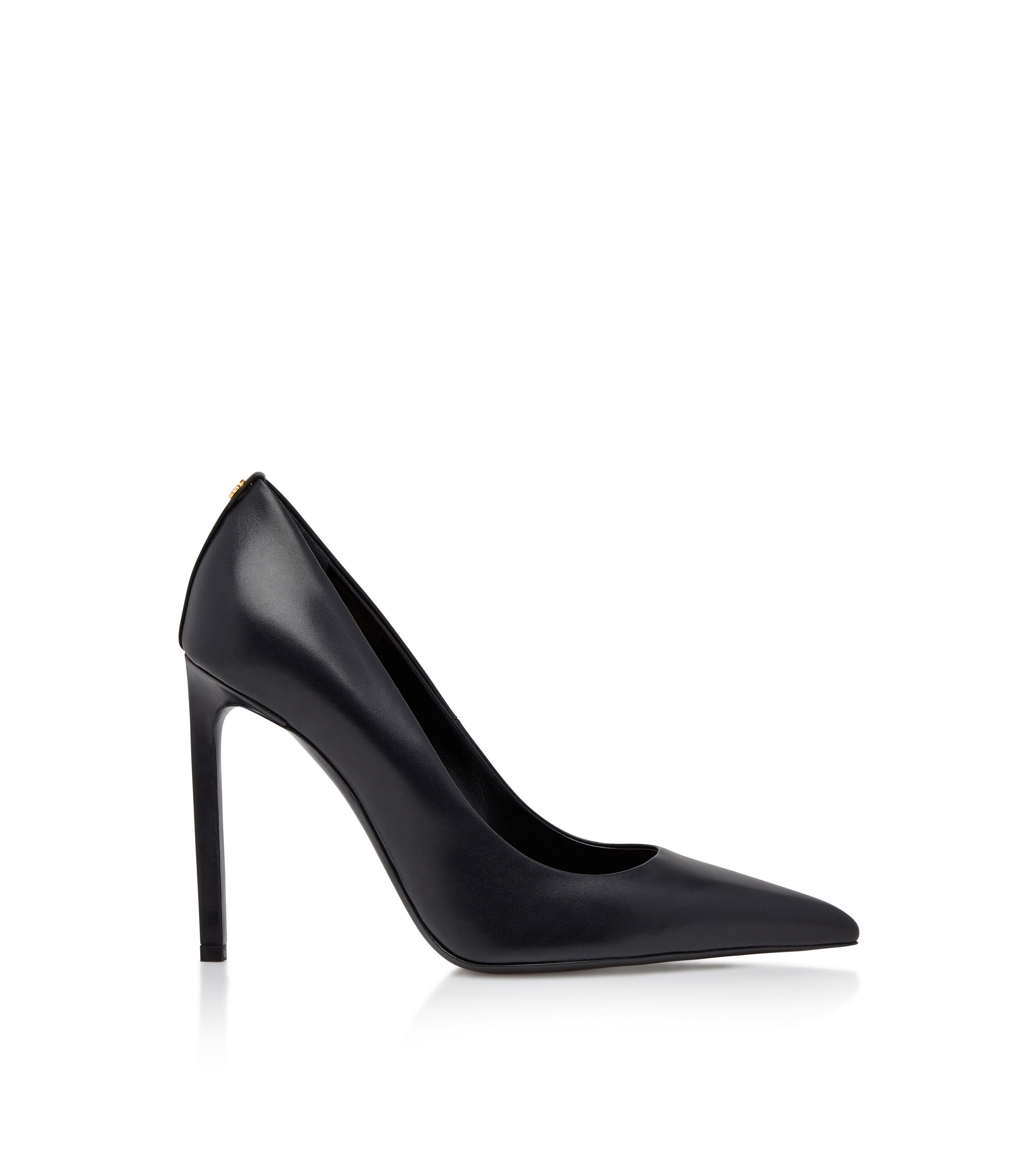 Women hotsell in pumps