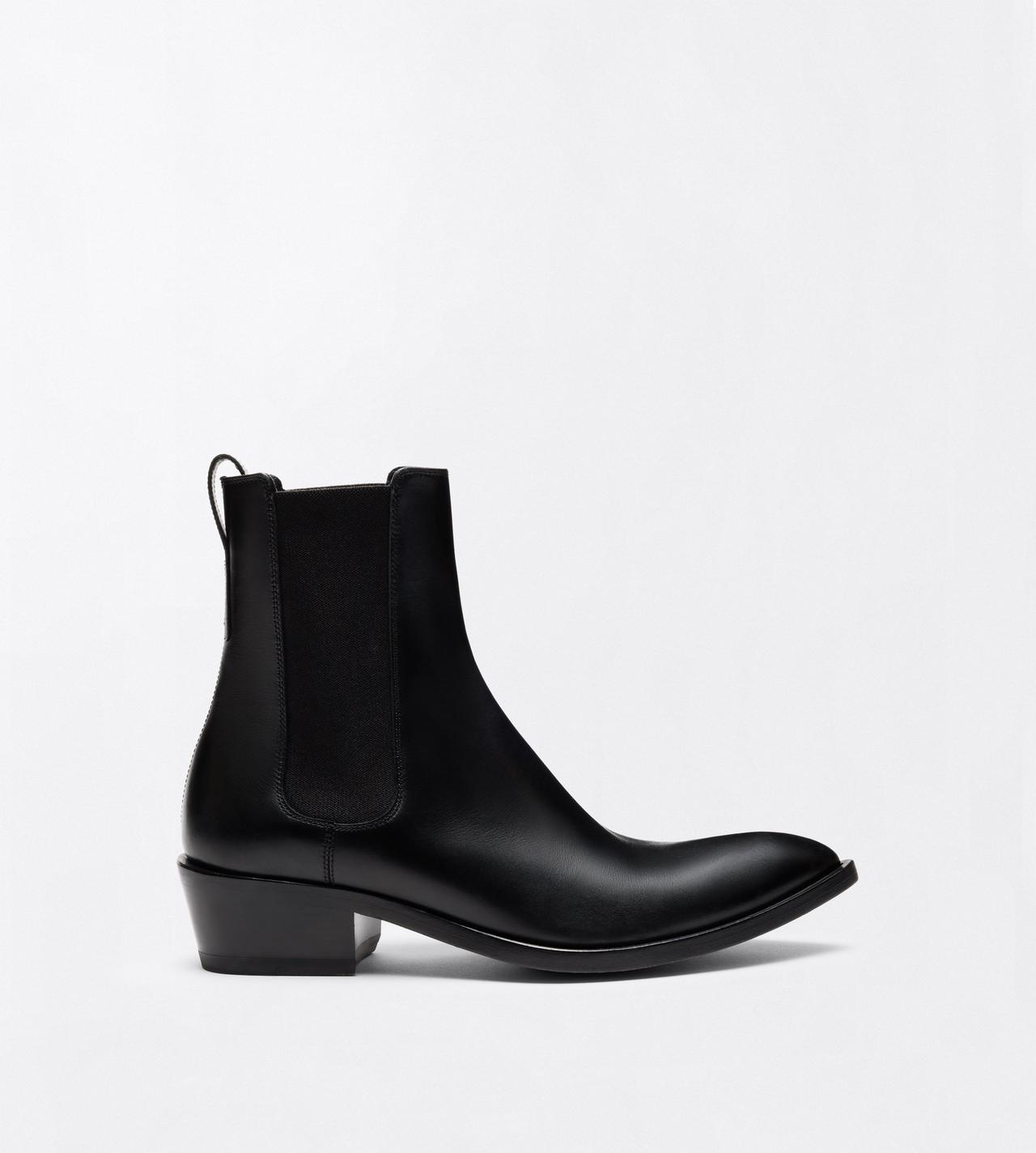 TOM FORD LEATHER BLACK BURNISHED LEATHER CHELSEA BOOT