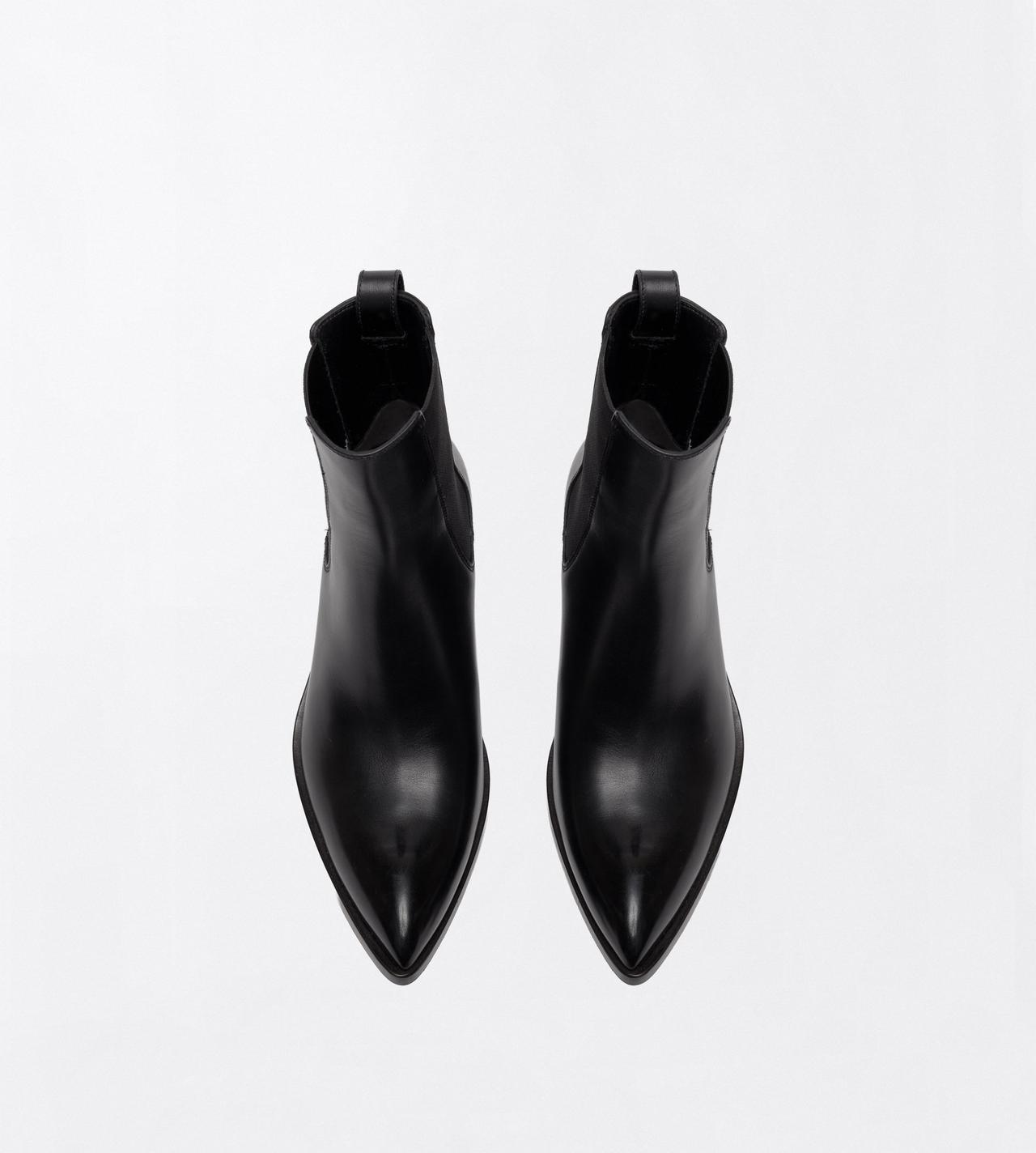 TOM FORD LEATHER BLACK BURNISHED LEATHER CHELSEA BOOT