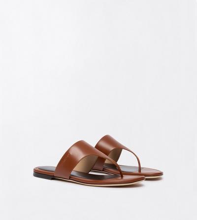 TOM FORD LEATHER HAZELNUT LEATHER LINA THONG SANDAL