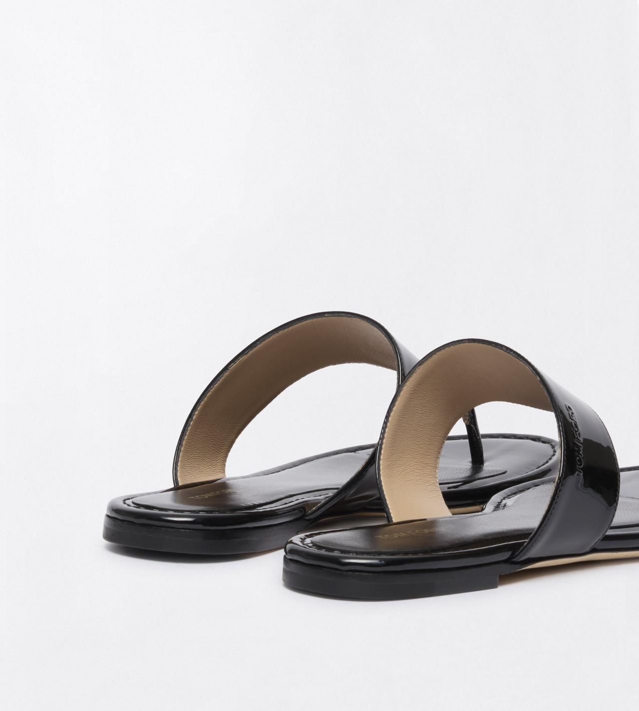 TOM FORD LEATHER BLACK PATENT LEATHER LINA THONG SANDAL