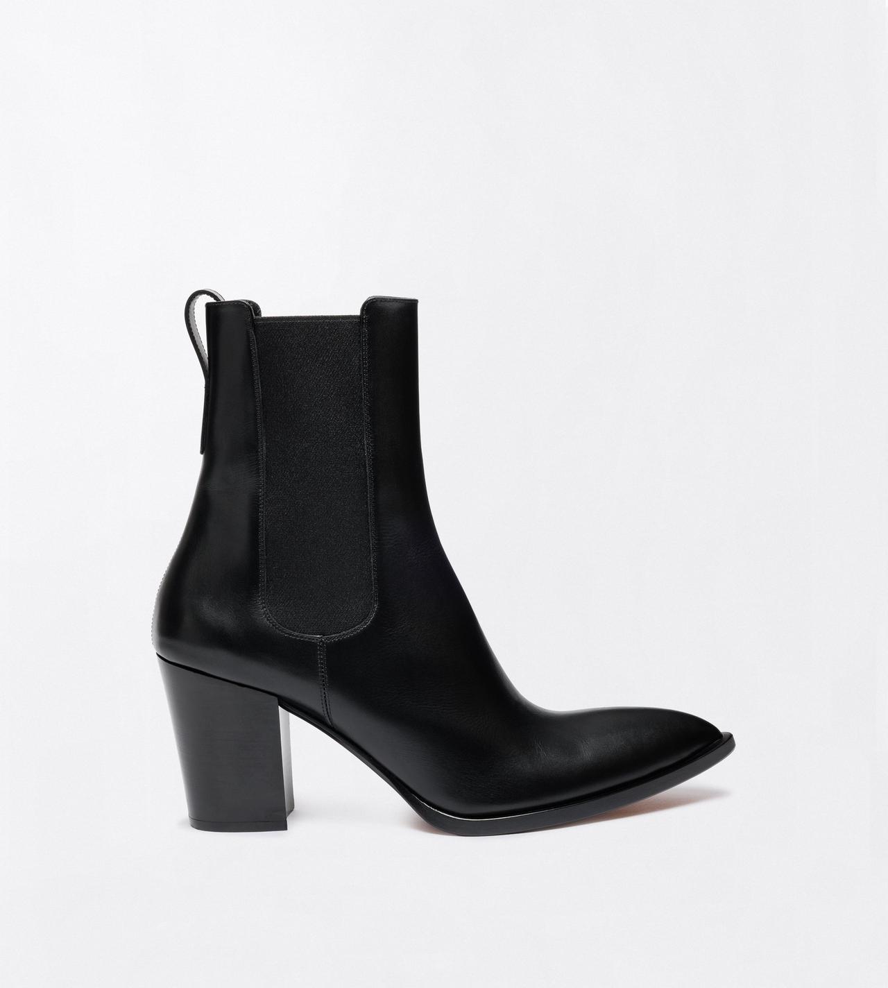 TOM FORD LEATHER BLACK BURNISHED LEATHER DAGGER ANKLE BOOT