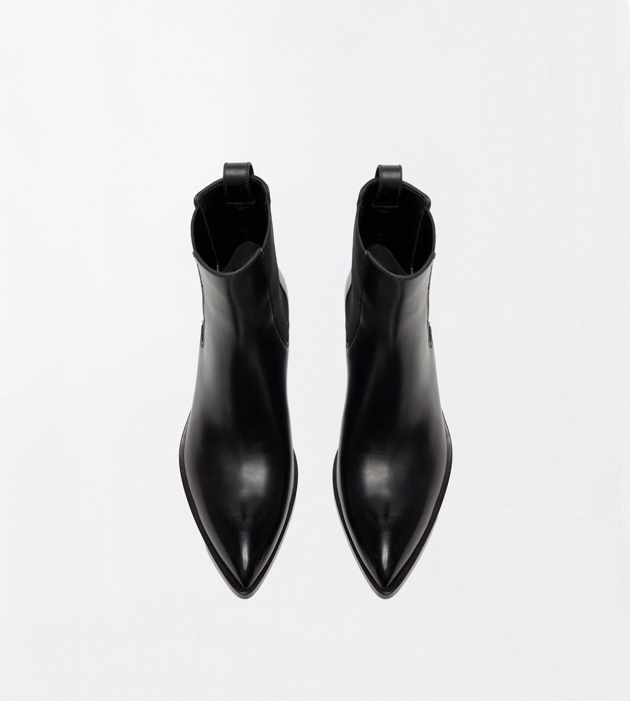TOM FORD LEATHER BLACK BURNISHED LEATHER DAGGER ANKLE BOOT