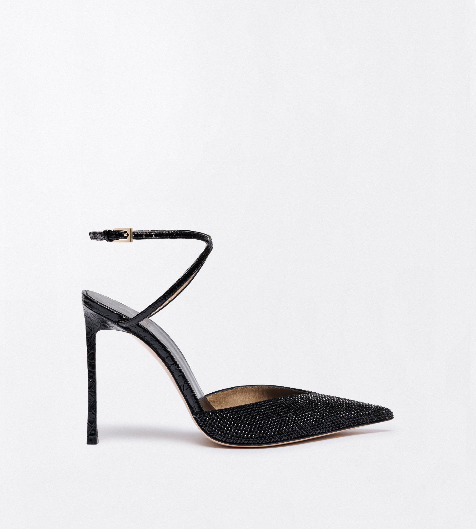CRYSTAL STONES AND STAMPED CROCODILE LEATHER SELEN PUMP